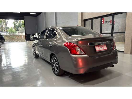 NISSAN-VERSA-1.6 16V FLEXSTART UNIQUE 4P XTRONIC NISSAN-VERSA-2017
