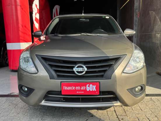NISSAN-VERSA-2016