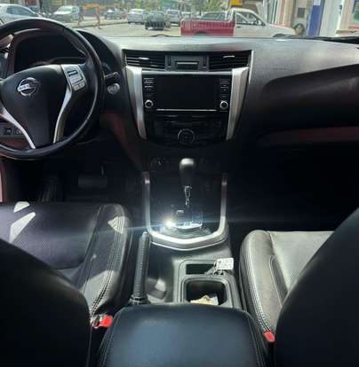 NISSAN-FRONTIER-2021