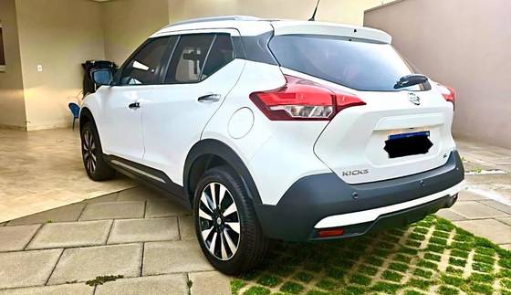 NISSAN KICKS 1.6 16V FLEXSTART SL 4P XTRONIC