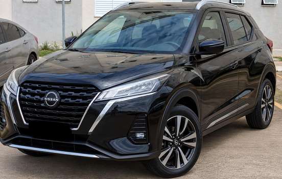 NISSAN-KICKS PLAY-2025