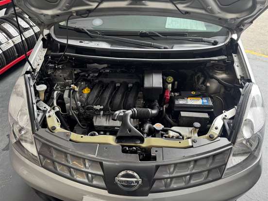 NISSAN-LIVINA-1.6 SL 16V FLEX 4P MANUAL NISSAN-LIVINA-2010