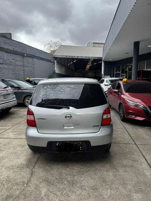 NISSAN-LIVINA-1.6 SL 16V FLEX 4P MANUAL NISSAN-LIVINA-2010