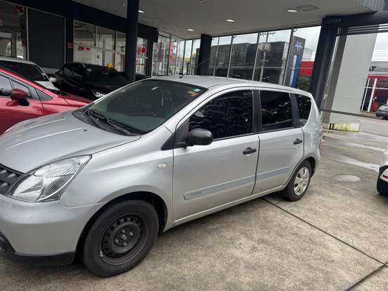 NISSAN-LIVINA-1.6 SL 16V FLEX 4P MANUAL NISSAN-LIVINA-2010