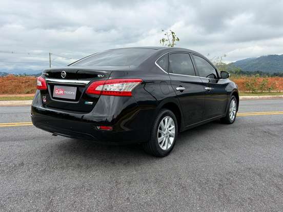 NISSAN-SENTRA-2.0 SV 16V FLEX 4P AUTOMÁTICO NISSAN-SENTRA-2013