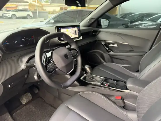 PEUGEOT-2008-2025