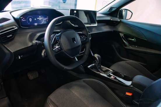 PEUGEOT-2008-2026