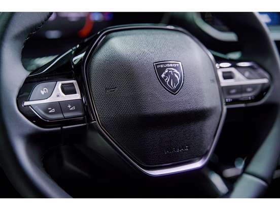 PEUGEOT-2008-1.0 TURBO 200 FLEX ALLURE CVT PEUGEOT-2008-2026