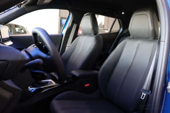PEUGEOT-2008-2026