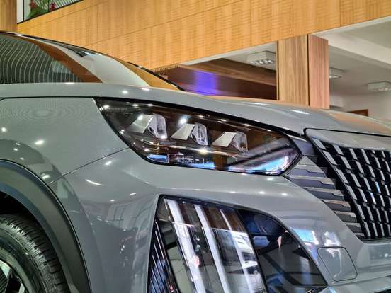 PEUGEOT-2008-2025