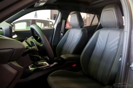 PEUGEOT-2008-2026