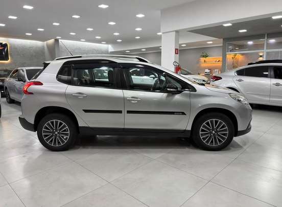 PEUGEOT-2008-2018
