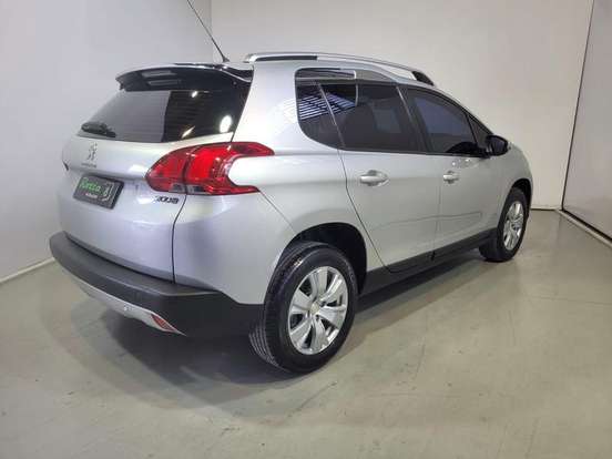 PEUGEOT-2008-2016