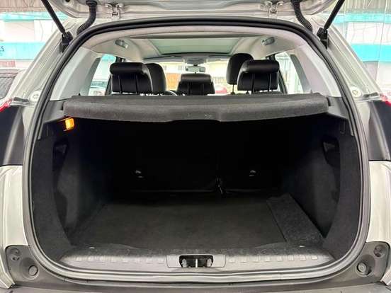 PEUGEOT-2008-2018