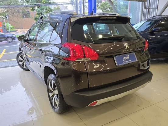 PEUGEOT-2008-2017