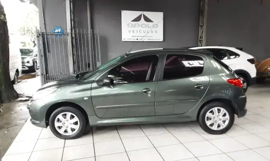 PEUGEOT-207-2011