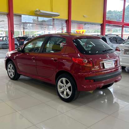 PEUGEOT-207-2010