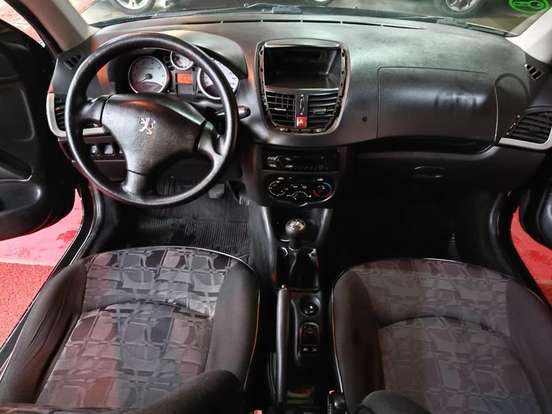 PEUGEOT-207-2009