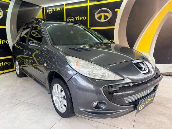 PEUGEOT-207-1.6 XS 16V FLEX 4P AUTOMÁTICO PEUGEOT-207-2011