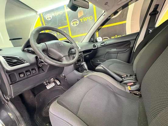PEUGEOT-207-2011
