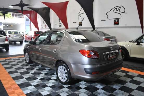 PEUGEOT-207-2009