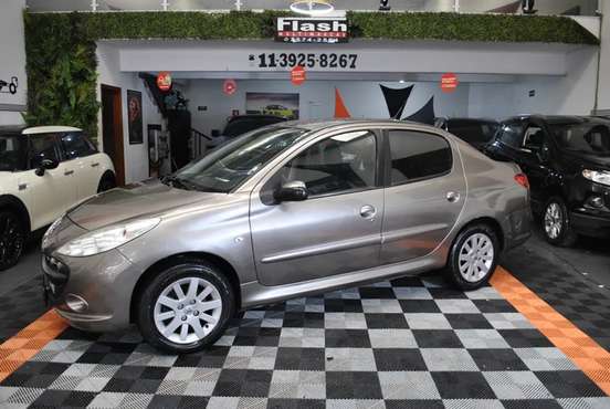 PEUGEOT-207-2009