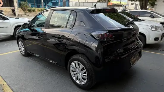 PEUGEOT-208-2023
