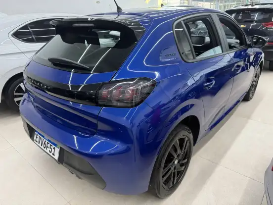 PEUGEOT-208-2023