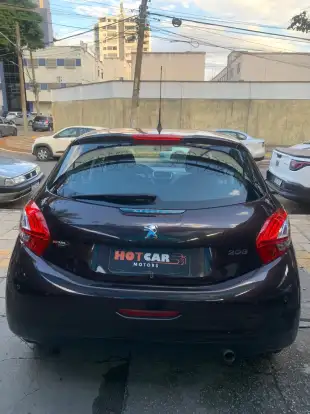 PEUGEOT-208-2014