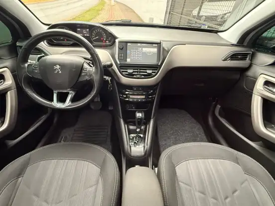 PEUGEOT-208-1.6 GRIFFE 16V FLEX 4P AUTOMÁTICO PEUGEOT-208-2016