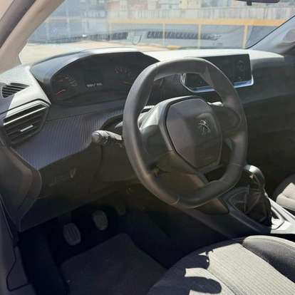 PEUGEOT-208-2024