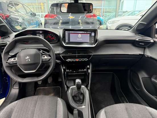 PEUGEOT-208-2023