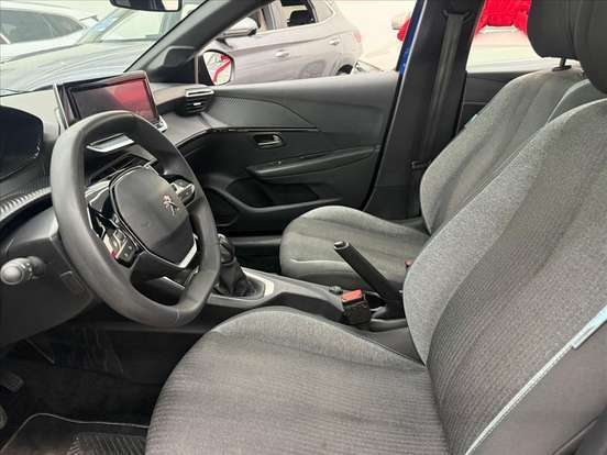 PEUGEOT-208-2023
