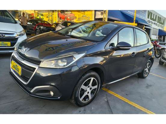 PEUGEOT-208-2017