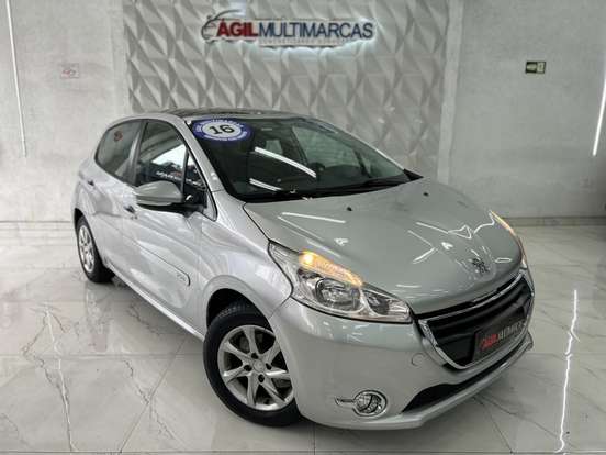 PEUGEOT-208-2015