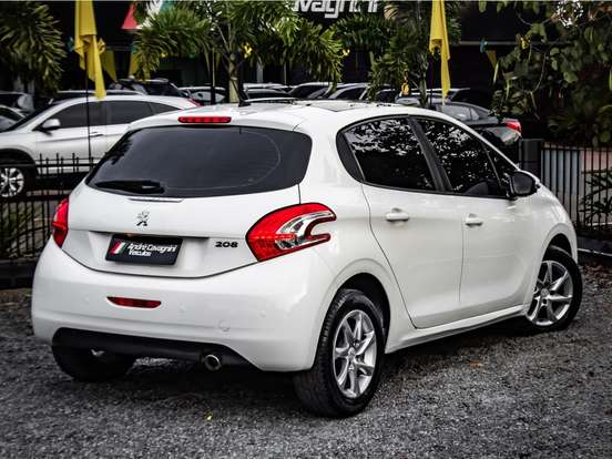 PEUGEOT-208-1.5 ALLURE 8V FLEX 4P MANUAL PEUGEOT-208-2013