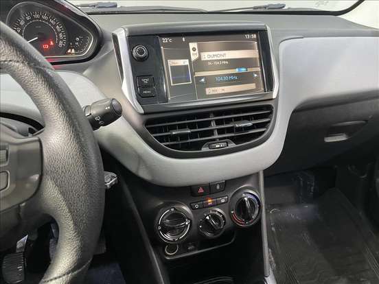 PEUGEOT-208-2013