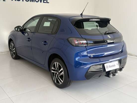 PEUGEOT-208-2021