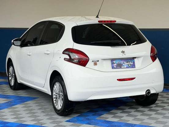 PEUGEOT-208-1.6 ACTIVE PACK 16V FLEX 4P AUTOMÁTICO PEUGEOT-208-2018