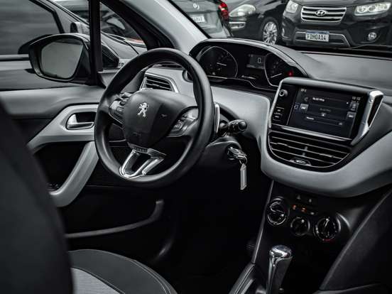 PEUGEOT-208-1.6 ACTIVE PACK 16V FLEX 4P AUTOMÁTICO PEUGEOT-208-2015