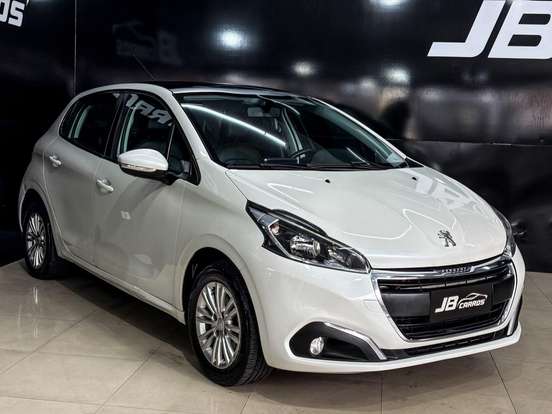 PEUGEOT-208-2016