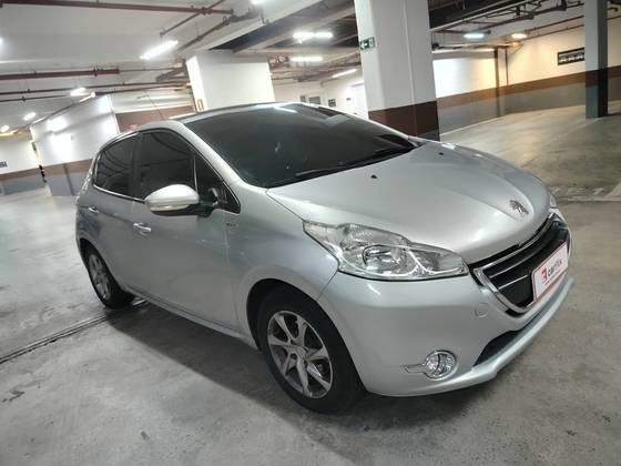 PEUGEOT 208 1.6 ALLURE 16V FLEX 4P AUTOMÁTICO