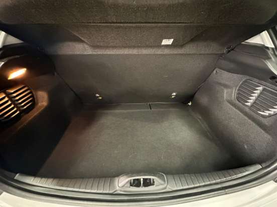 PEUGEOT-208-1.6 ALLURE 16V FLEX 4P AUTOMÁTICO PEUGEOT-208-2017