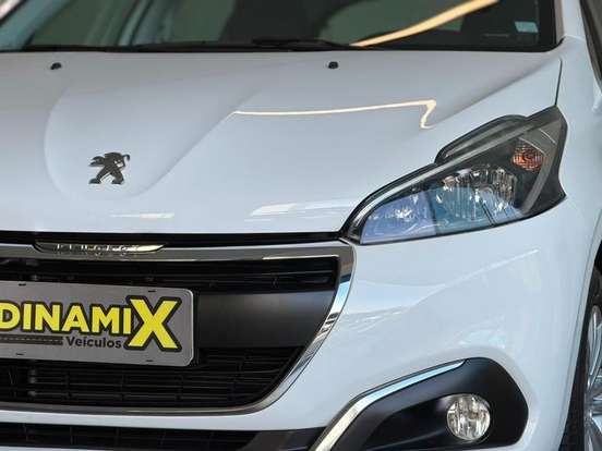 PEUGEOT-208-1.6 ALLURE 16V FLEX 4P AUTOMÁTICO PEUGEOT-208-2016
