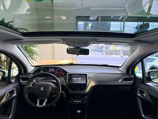 PEUGEOT-208-1.6 GRIFFE 16V FLEX 4P AUTOMÁTICO PEUGEOT-208-2016