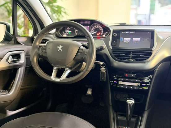 PEUGEOT-208-1.6 GRIFFE 16V FLEX 4P AUTOMÁTICO PEUGEOT-208-2016