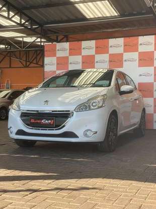 PEUGEOT-208-2015