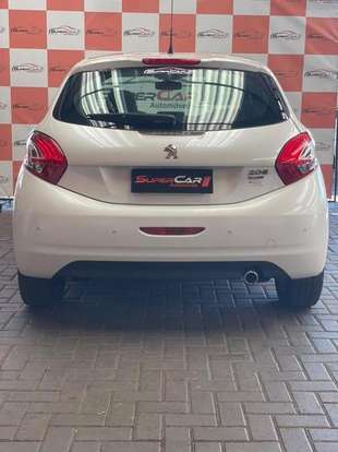 PEUGEOT-208-1.6 GRIFFE 16V FLEX 4P AUTOMÁTICO PEUGEOT-208-2015