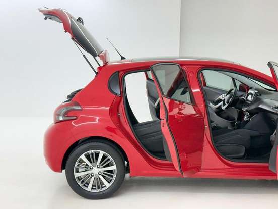 PEUGEOT-208-1.6 GRIFFE 16V FLEX 4P AUTOMÁTICO PEUGEOT-208-2019