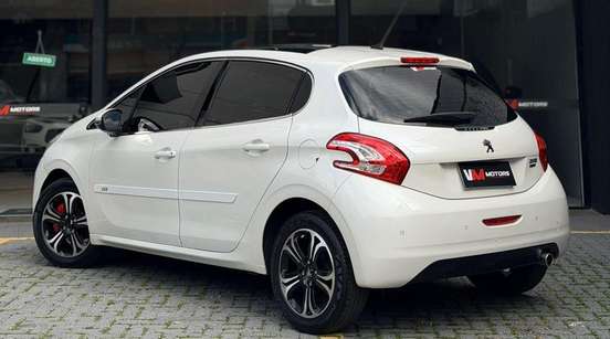 PEUGEOT-208-1.6 GRIFFE 16V FLEX 4P MANUAL PEUGEOT-208-2015